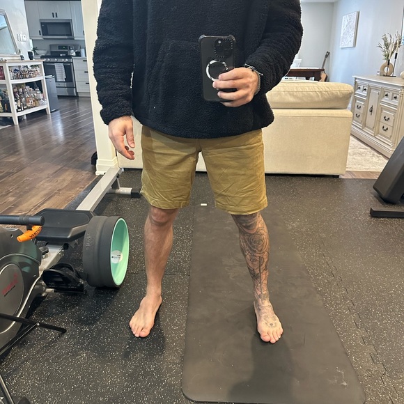 American Eagle Walk Shorts - Picture 3 of 4